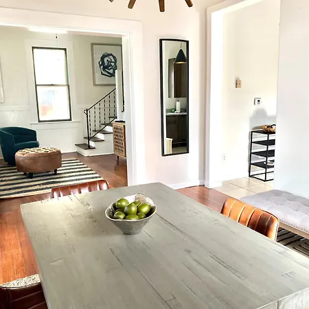 Quiet Home - Historic Downtown Pns & Close To Beach!